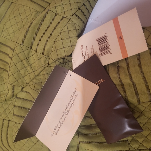 Mulitples designer collection: Green quilted button up Jacket - Picture 4 of 6